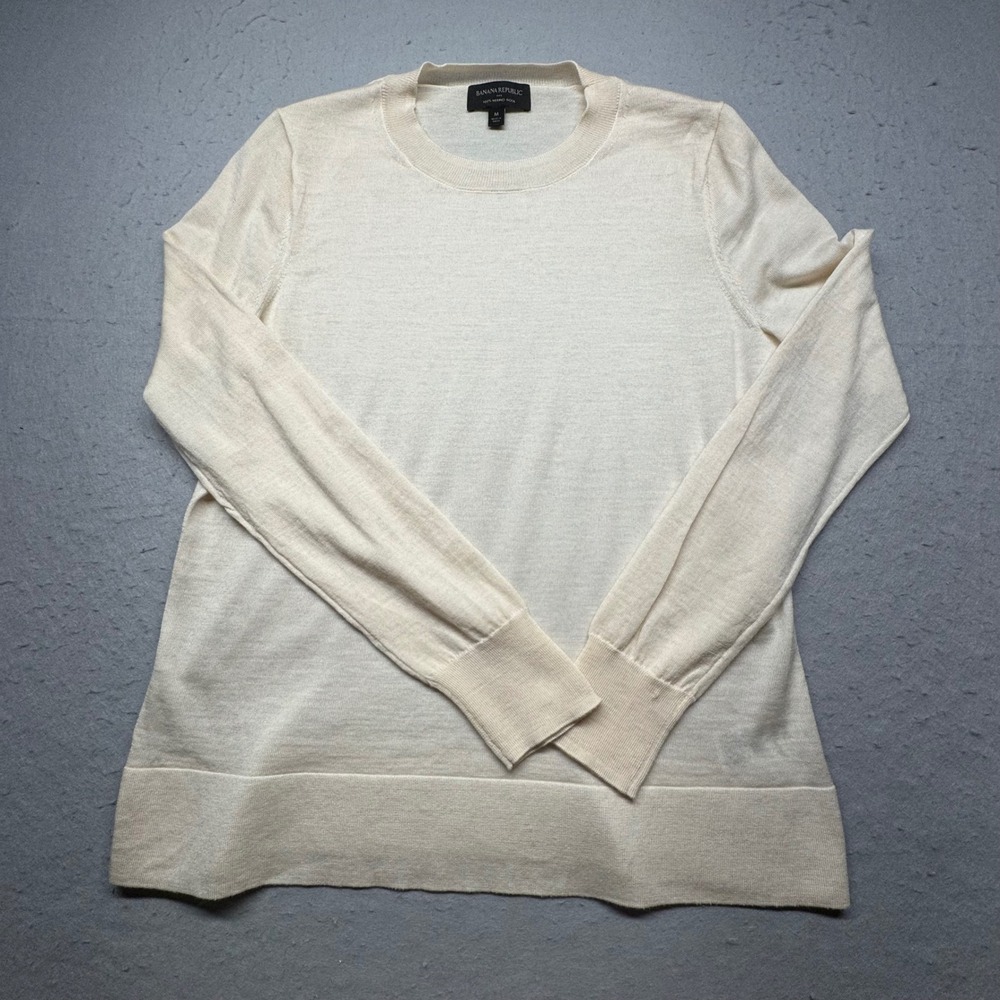Banana Republic Sweater Womens M Cream Merino Wool Crewneck Long Sleeve Pullover